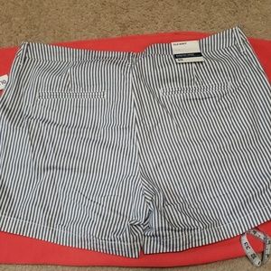 Old Navy Shorts - NWT Old Navy everyday shorts Old Navy Shorts - NWT Old Navy everyday shorts